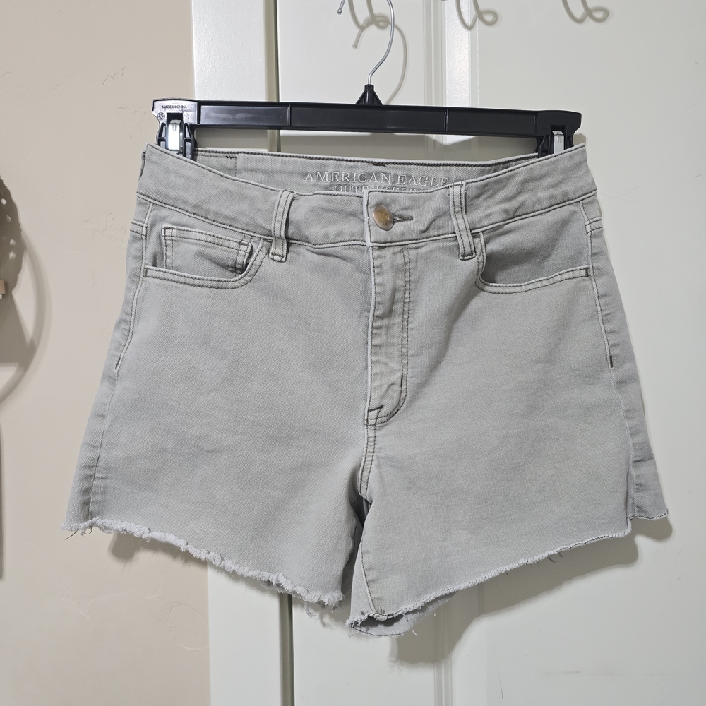 American Eagle High Rise Shortie Super Stretch Grey Jean Shorts Size 10 Raw Hem